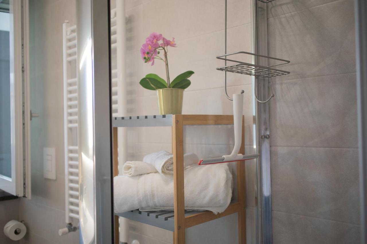 נאפולי E-Twelve Apartment מראה חיצוני תמונה