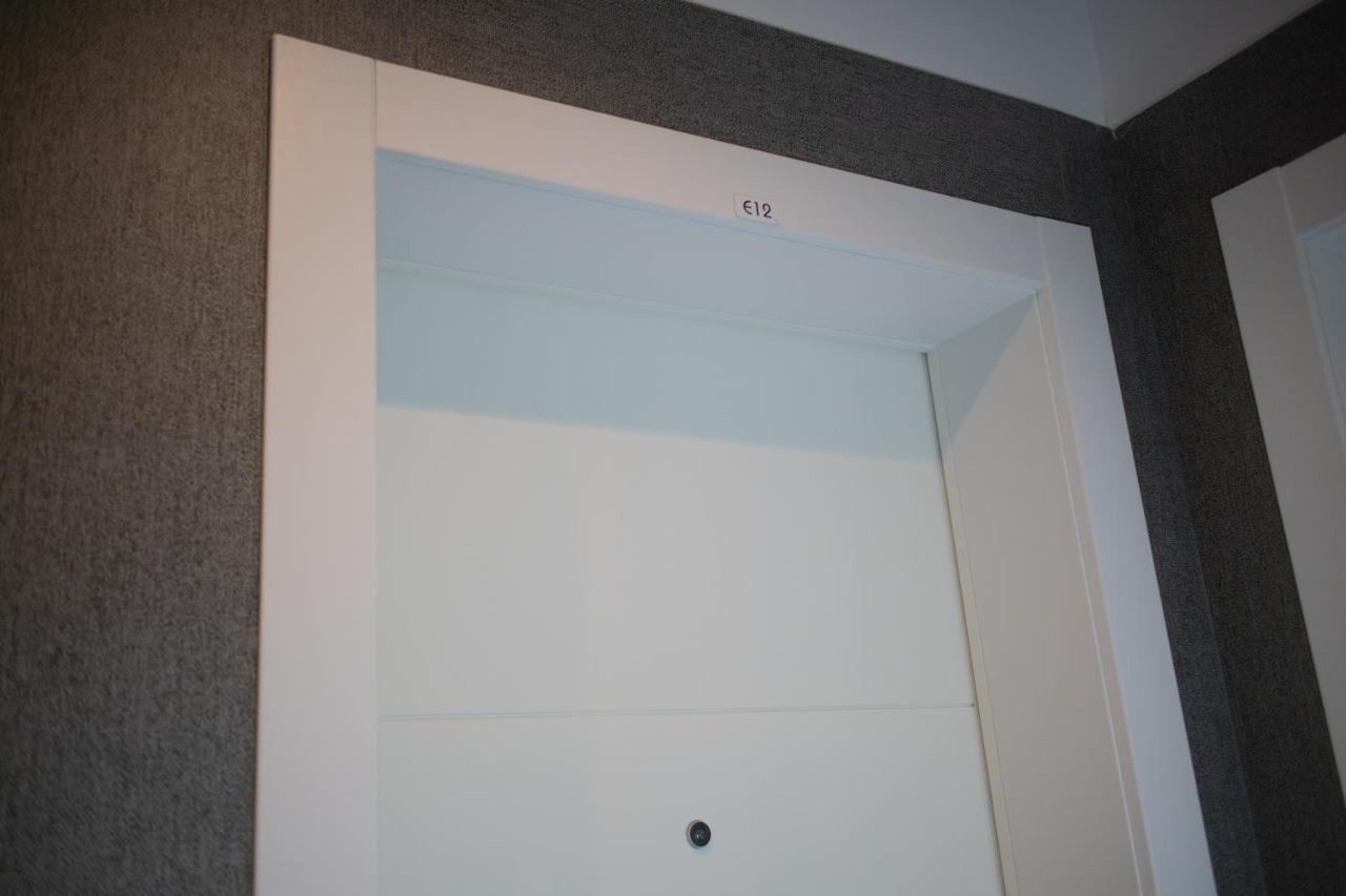 נאפולי E-Twelve Apartment מראה חיצוני תמונה