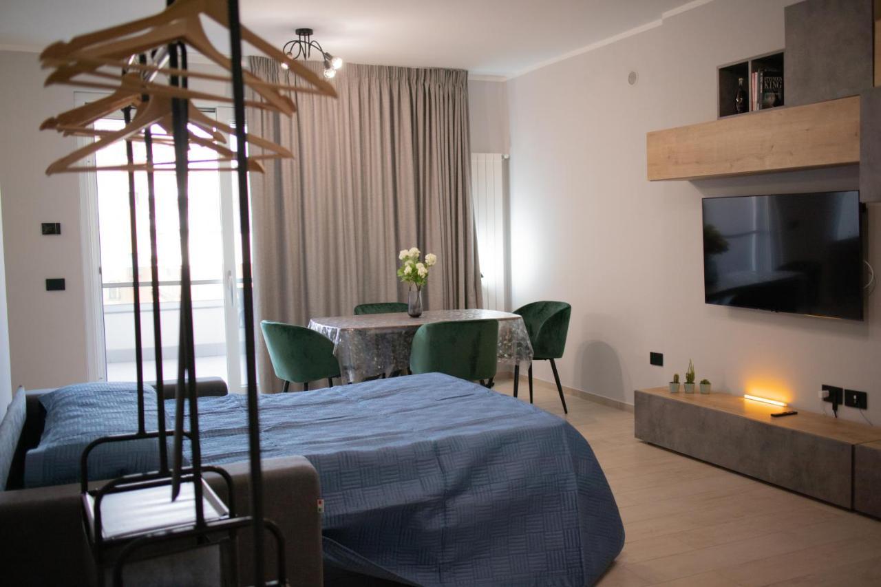 נאפולי E-Twelve Apartment מראה חיצוני תמונה